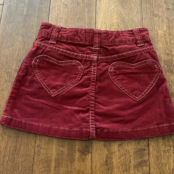 Mini Boden Burgundy CorduroyHeart Pocket Skirt Size 5-6 Y - Picture 8 of 10